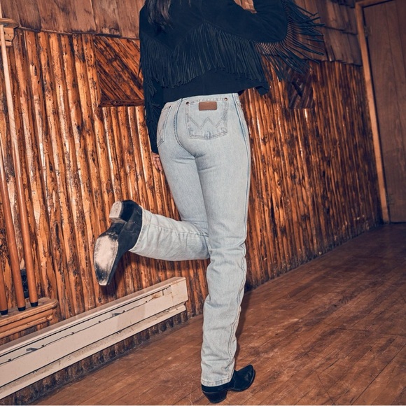 Cowboy Cut Slim Jean - Picture 10 of 14